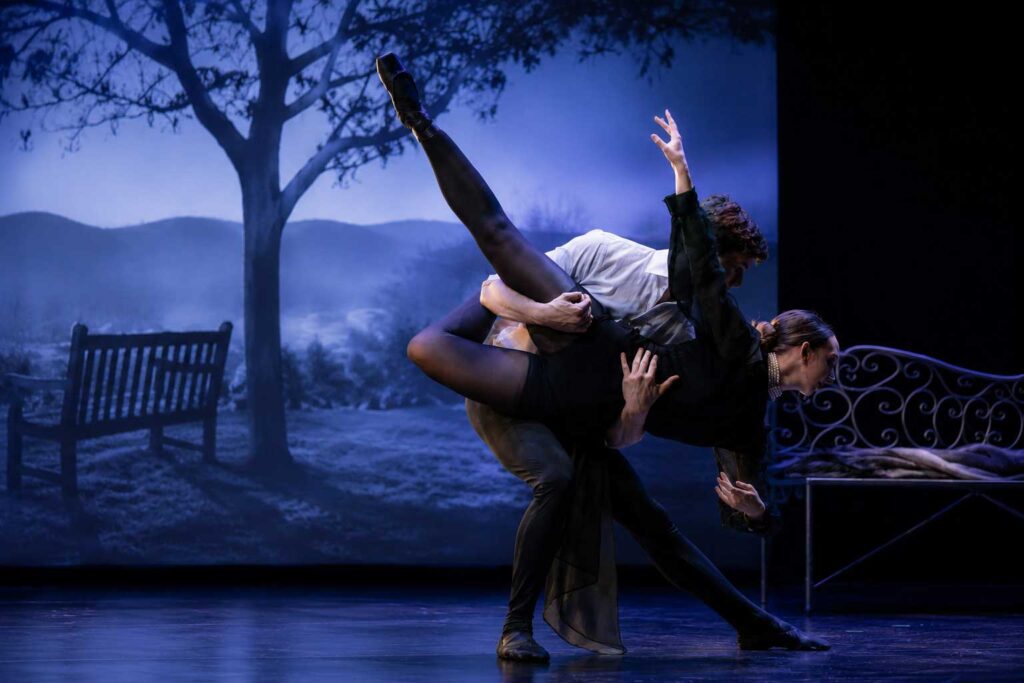 one-for-all-musical-theater-omaha-ne-joincast-carousel-4